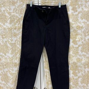 Old Navy Black Women’s Skinny Slacks